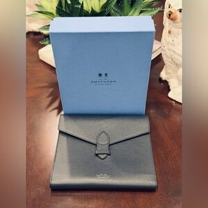 Smythson A5 Trifold Writing Folder in Panama